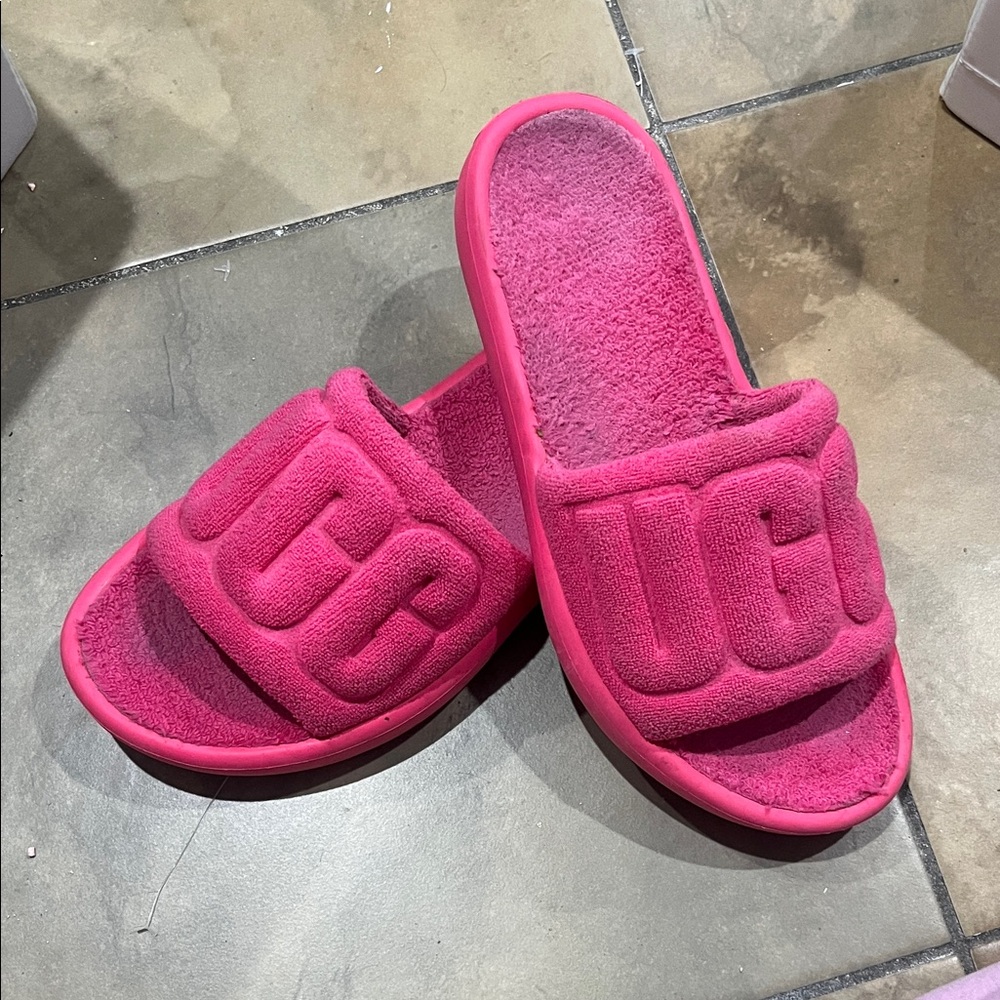 Ugg Pink PlushSlide Slippers Size 7